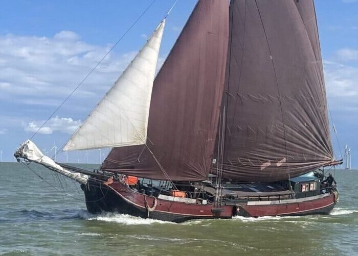 Zeilen op het IJsselmeer en de Waddenzee